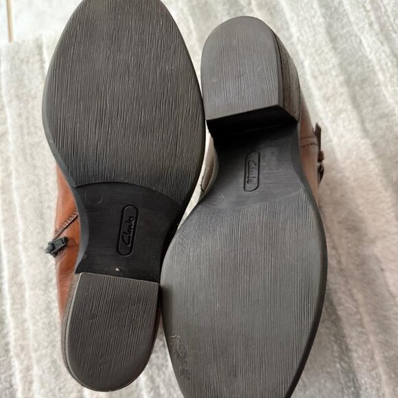 Clarks 8 1/2 Women's leather boots - Picture 5 of 6